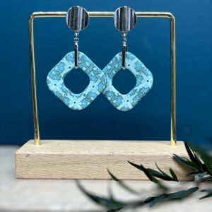 Boucles d'oreilles carré évidé vert