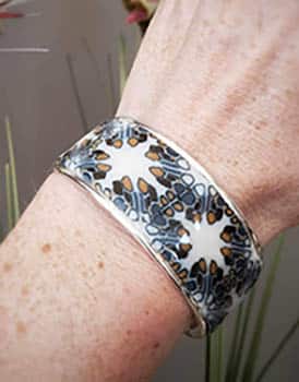 Bracelet-ClemArt-Gris-Blanc-Marron-1